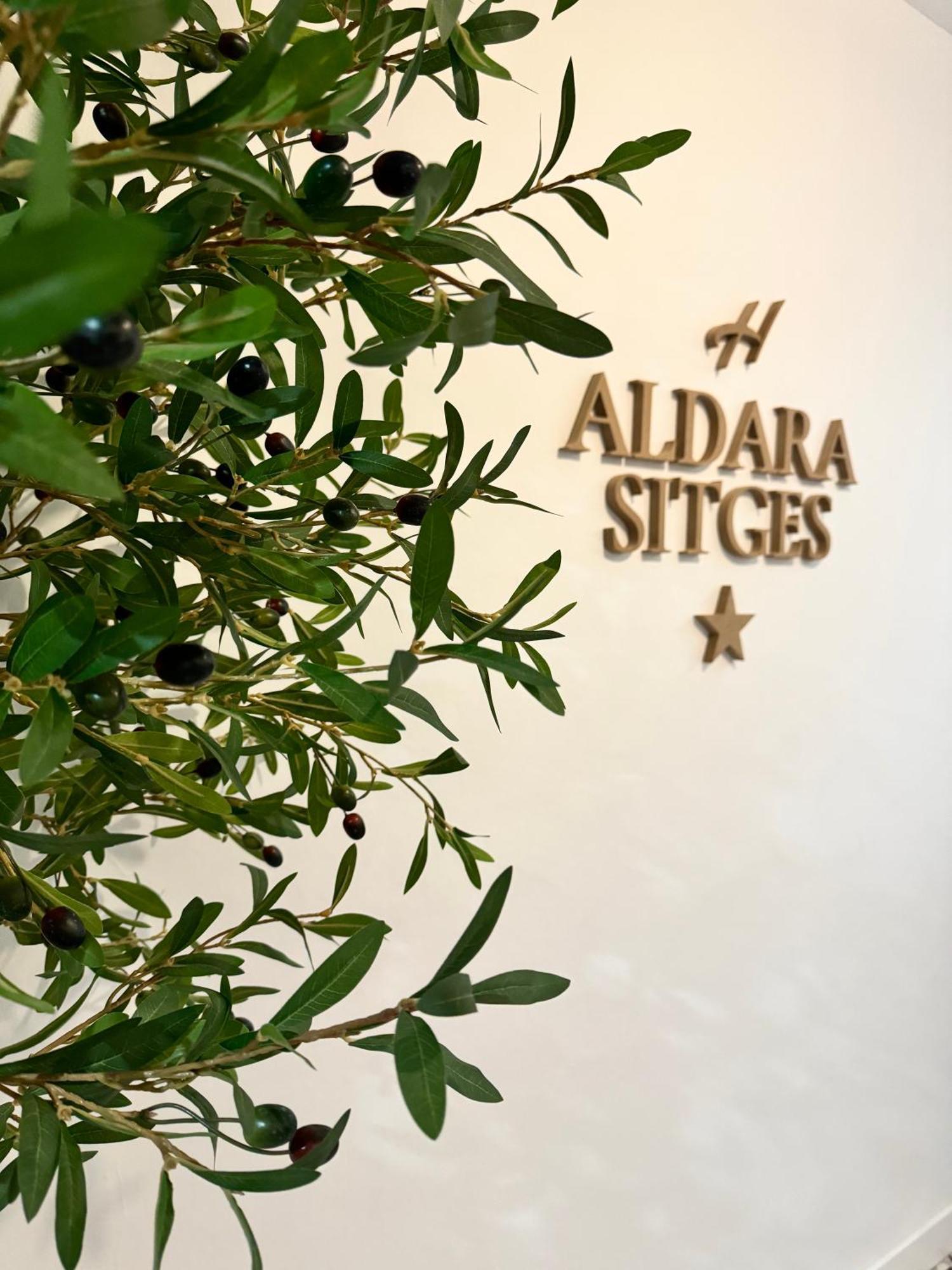 Aldara Sitges Hotel Buitenkant foto