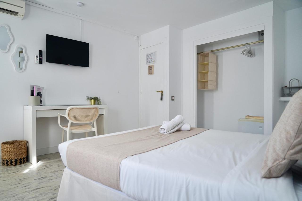 Aldara Sitges Hotel Buitenkant foto