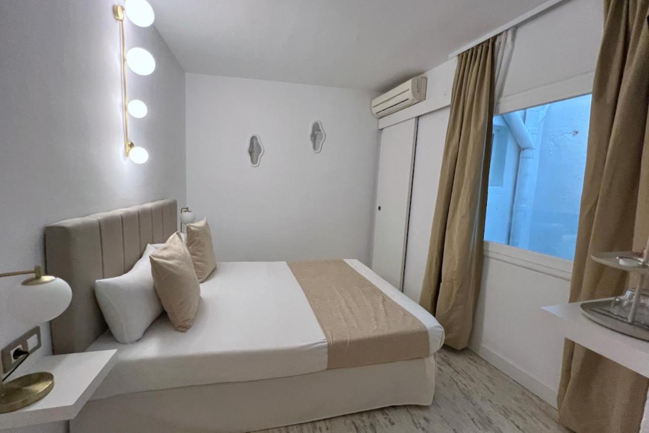 Aldara Sitges Hotel Buitenkant foto